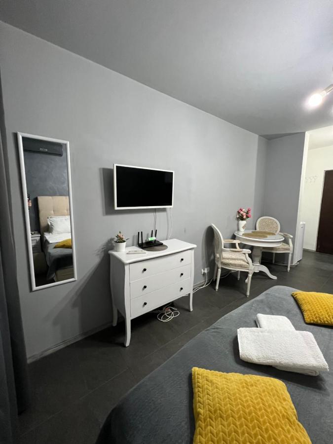 Appartement Kenzia Prive à Bucarest Extérieur photo